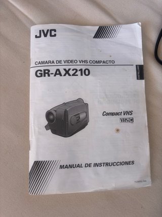 Videocámara JVC GR-AX210