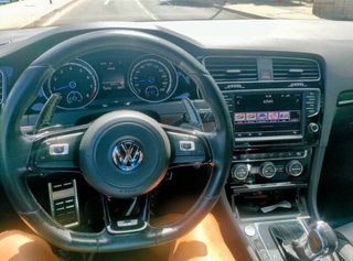 Volkswagen Golf R300