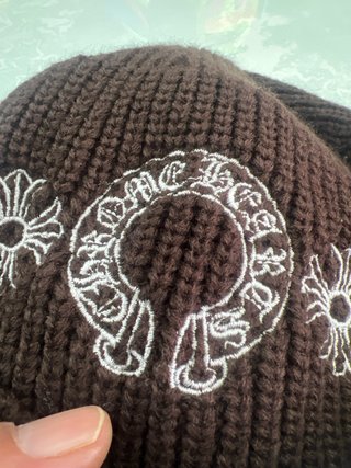 Gorro lana Chrome Hearts marrón