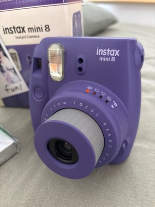 Cámara Fujifilm Instax Mini 8 Morada