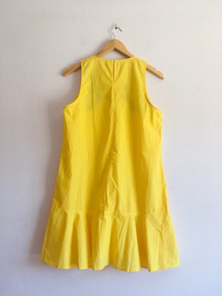 Vestido Amarillo Bordado Talla M