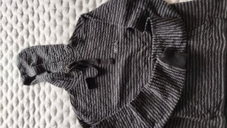 Sudadera  Rayas Grises y Negras Talla M