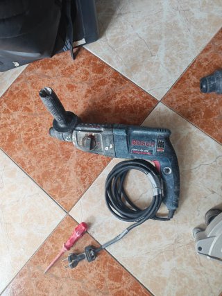 Taladro percutor Bosch GBH 2-26 DRE