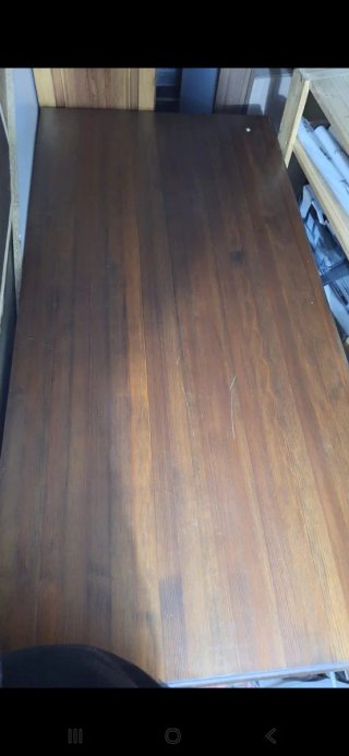 Mesa de madera maciza rústica