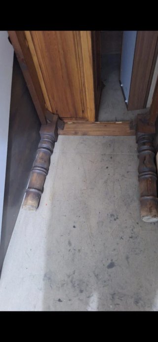 Mesa de madera maciza rústica