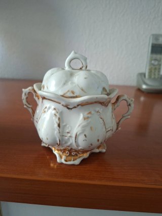 Juego Azucareros y Jarritas Porcelana
