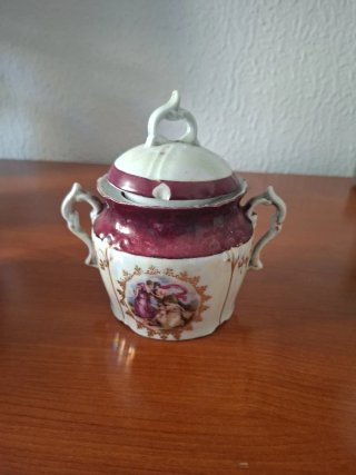 Juego Azucareros y Jarritas Porcelana