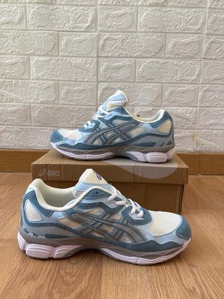 Asics Gel NYC. Talla 42.