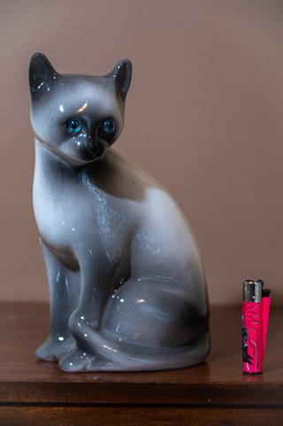 Figuras perro porcelana y gato cerámica