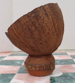 Posacenere artigianale in cocco