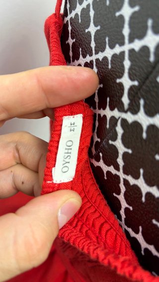 Vestido rojo con cinturón
