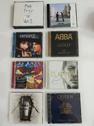 Lote 8 CDs: Pink Floyd, ABBA, Queen, Slash