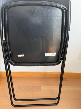 Silla plegable negra