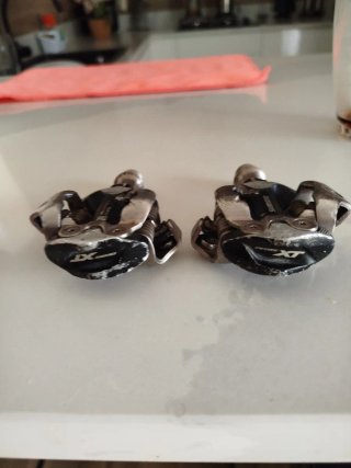 Pedales Shimano XT PD-M8100