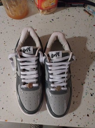 Zapatillas BAPE grises y negras