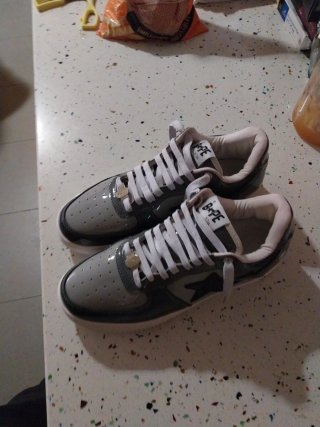 Zapatillas BAPE grises y negras