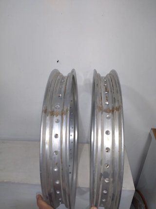 Pareja Aros Morad 18x185 36 Radios Nuevos