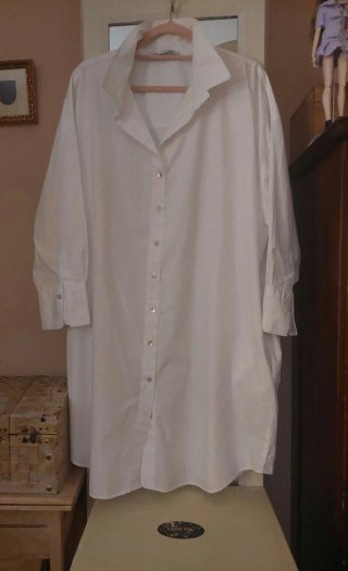 Vestido camisero blanco Zara