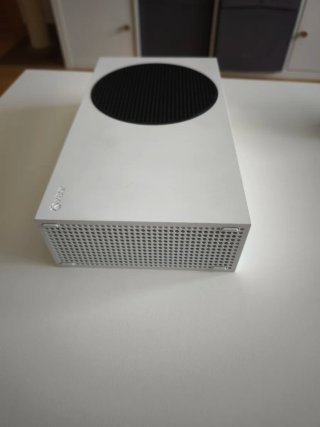 Xbox Series S 512GB + 2 Mandos
