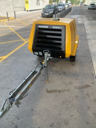 Compresor Kaeser M26 Remolque Obra