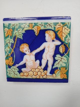 Azulejos antiguos 20x20cm con niños y uvas