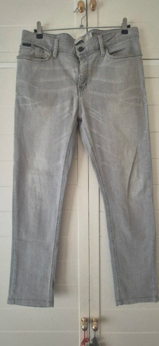 Pantalón vaquero Calvin Klein hombre gris