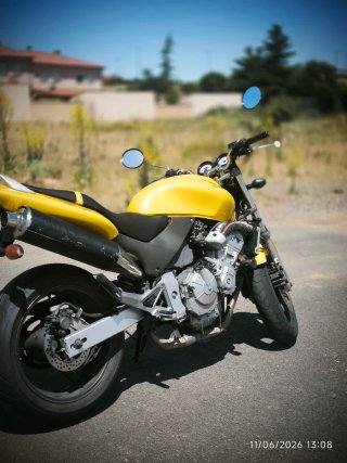 Honda Hornet 2002 Amarilla - Naked