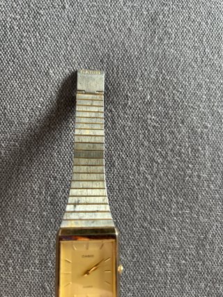 Reloj Casio Vintage Dorado y Plateado