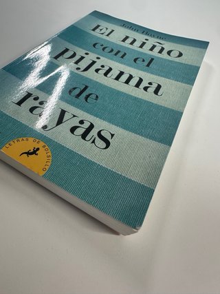 El niño con el pijama de rayas/ The Boy in the ...