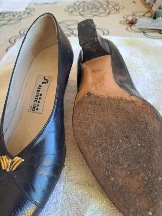 Zapatos de tacón Alberto Edo negros