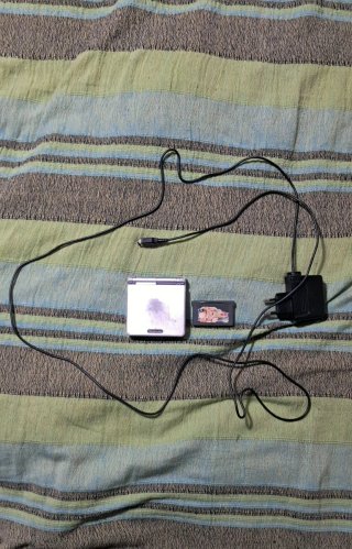 Game Boy Advance SP + Dragonball Z