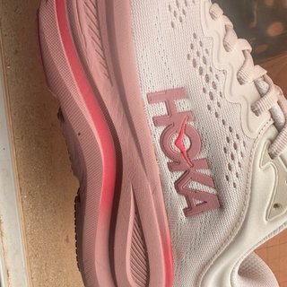 Zapatillas Hoka Running Rosa y Blanco