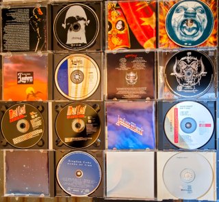 Lote 12 CDs Heavy Metal - Iron Maiden, Kiss, etc