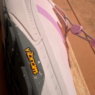 Zapatillas Hoka Running Montaña Mujer goro-tex