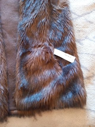 Chaleco pelo sintético Zara Talla M