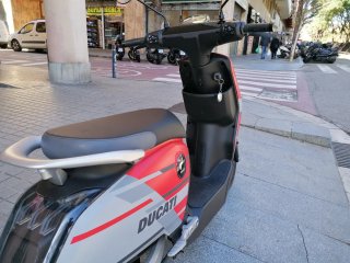 Supersoco Cux Ducati Scooter Eléctrica