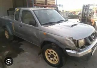 D22 pick up DESPIECE Nissan Navara