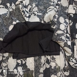 Vestido midi floral negro y blanco