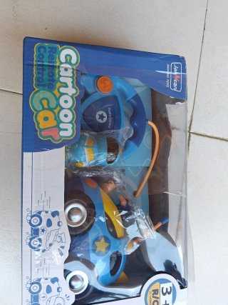 Coche de policía a control remoto