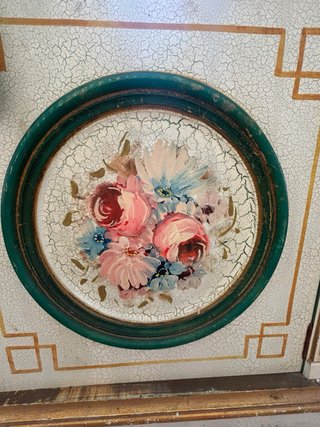 Aparador antiguo italiano pintado a mano