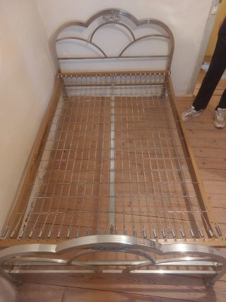 Conjunto de 3 camas metálicas