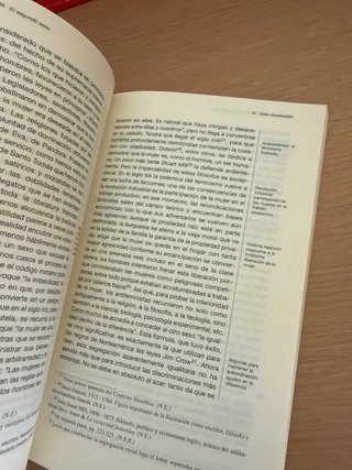 Simone de Beauvoir : lecturas críticas a la int...