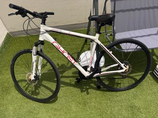 Bicicleta Ghost Cross 1300 Blanca