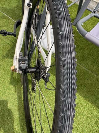 Bicicleta Ghost Cross 1300 Blanca