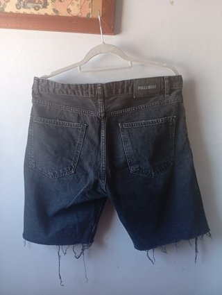 Shorts vaqueros Pull&Bear negros estampados