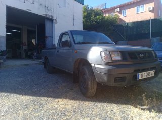 Nissan Navara 1999
