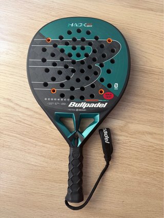 Bullpadel Hack Hybrid 04 2025