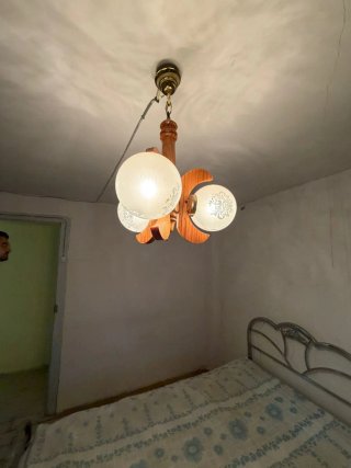 Conjunto de tres lamparas antiguas