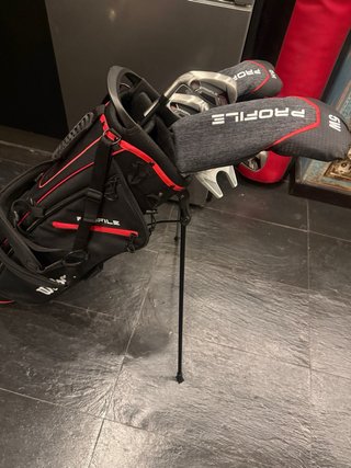 Bolsa y palos golf Wilson Profile zurdo