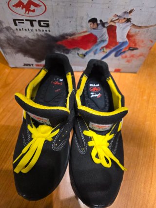 Scarpe antinfortunistiche FTG. Unisex. N° 37.
